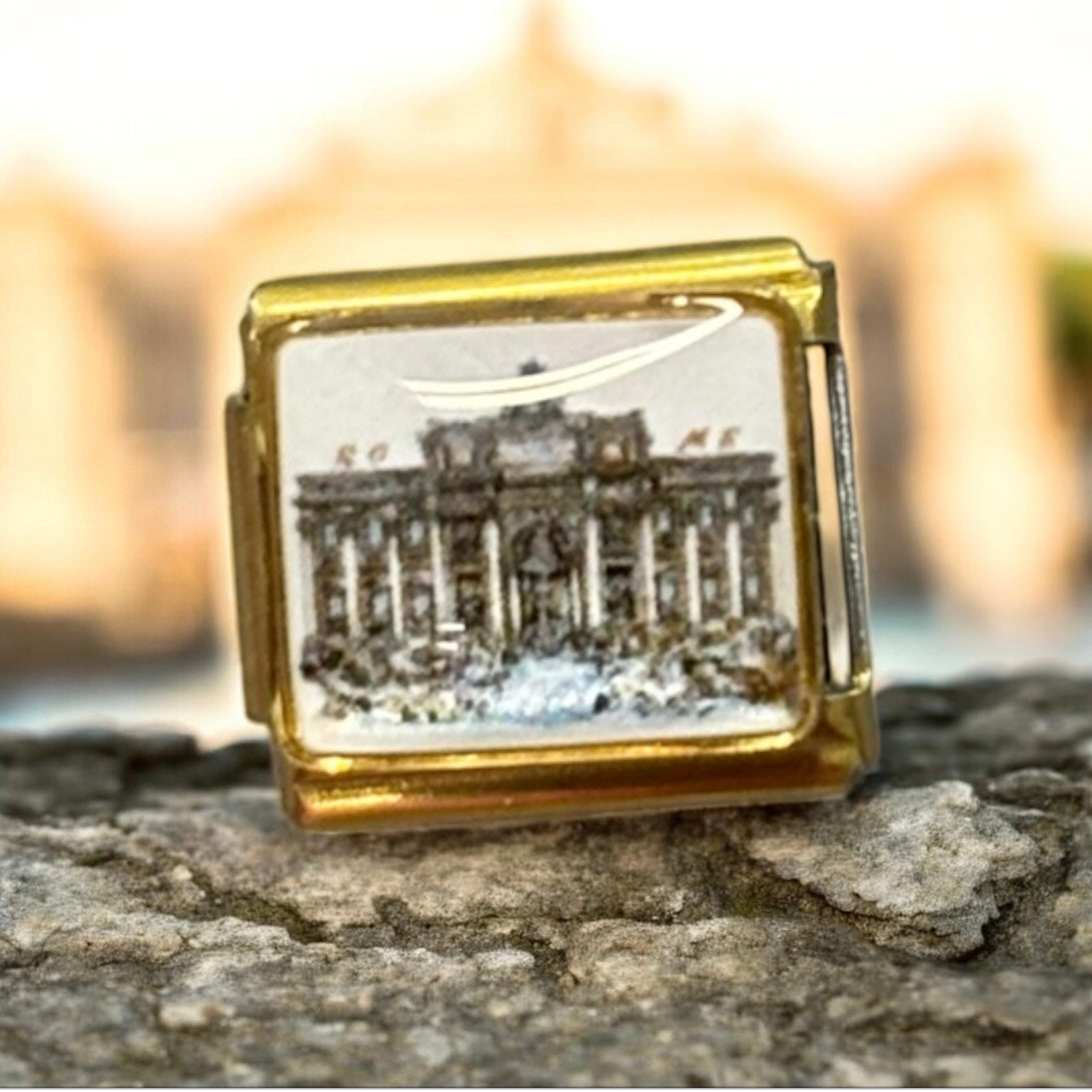 Charm fontana di trevi