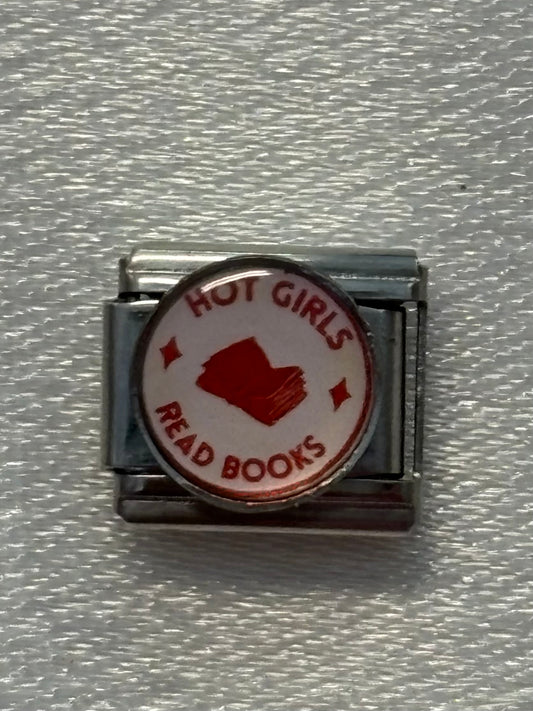 Charm hot girls read books